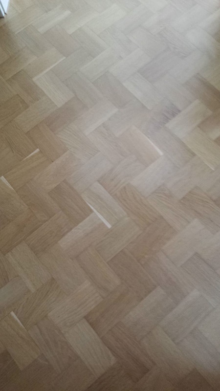 Massivparkett Eiche lackiert